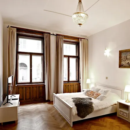 Imperial Deluxe * Prague